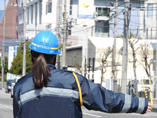 交通誘導警備業務イメージ02